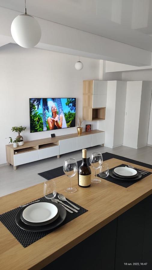 Van Studio Năvodari Exteriör bild