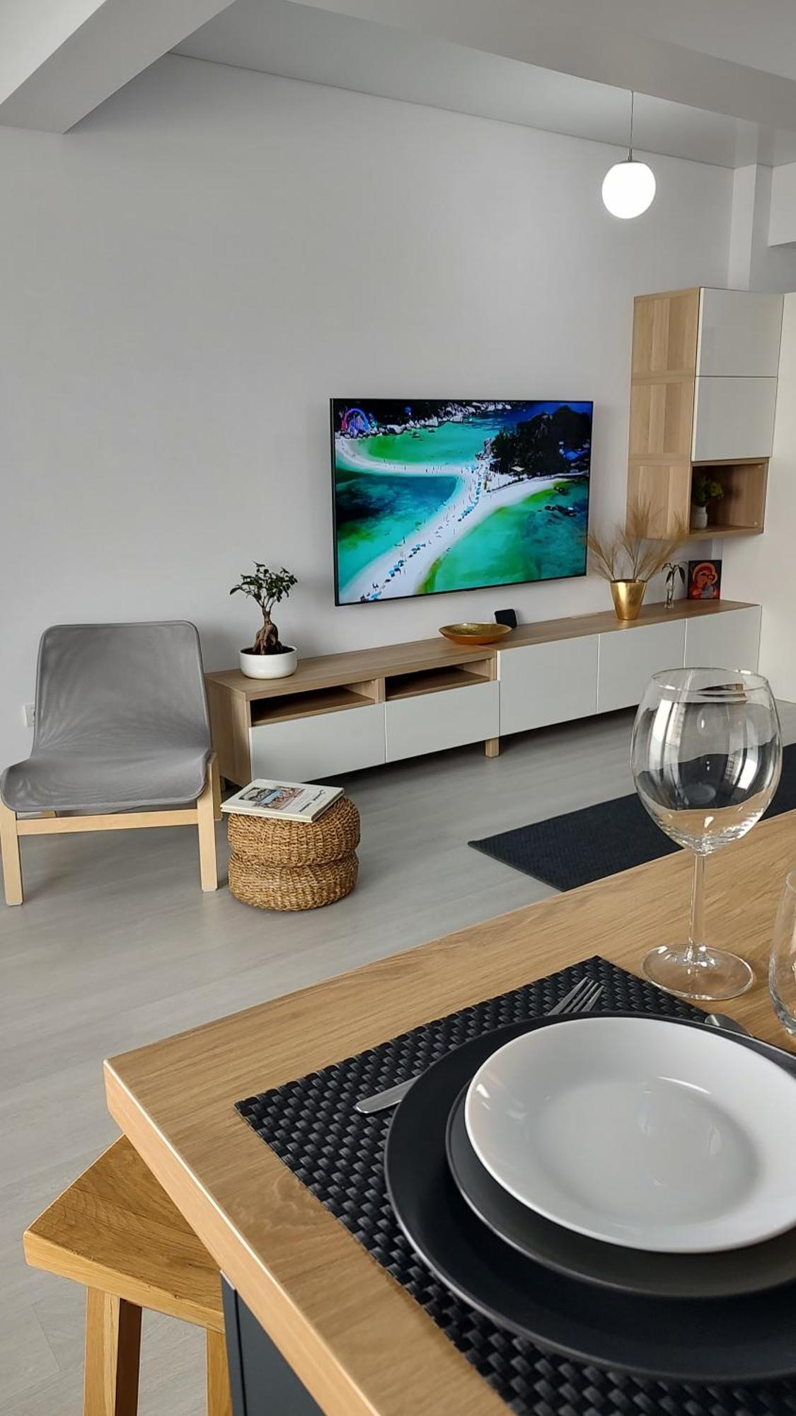 Van Studio Năvodari Exteriör bild